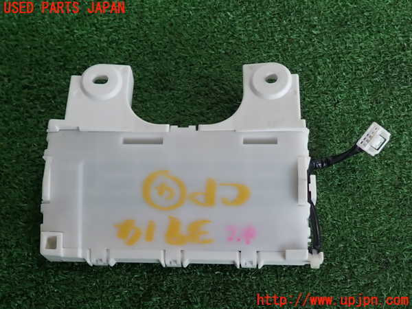2UPJ-9239146149]セルシオ(UCF31)コンピューター4 中古_2