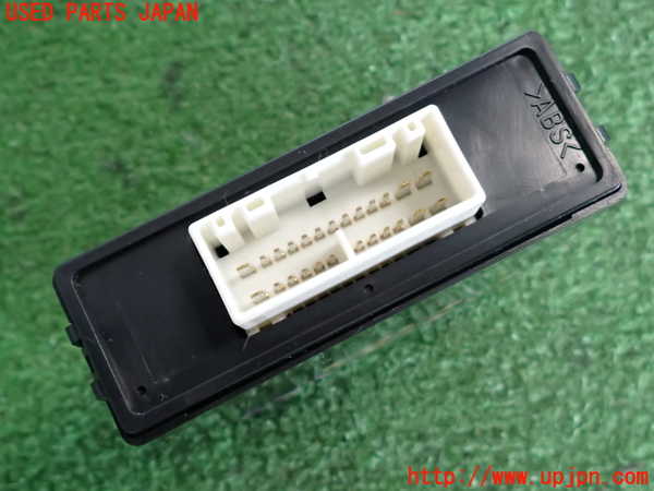 2UPJ-9239146152]セルシオ(UCF31)コンピューター7 中古_4