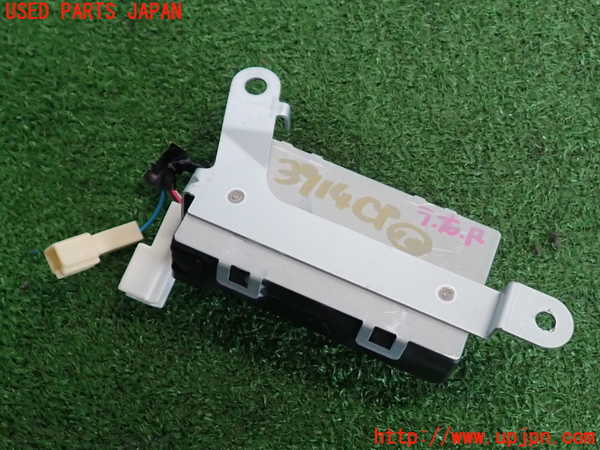 2UPJ-9239146155]セルシオ(UCF31)コンピューター10 中古_2