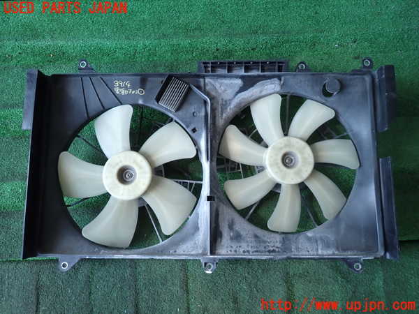 2UPJ-9239146836]セルシオ(UCF31)電動ファン1 中古_2