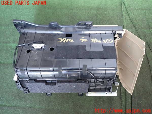 2UPJ-9239147516]セルシオ(UCF31)グローブボックス1 中古_3