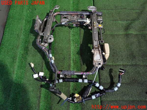 2UPJ-9239147497]セルシオ(UCF31)シートレール2 (2列目右) 中古_2