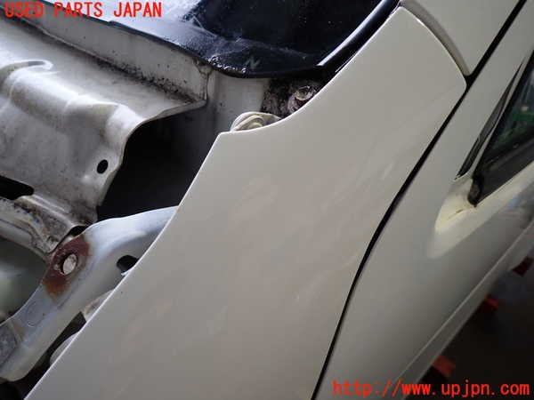 2UPJ-9239151102]ハイエースバン200系(KDH205V)左前コーナーパネル 中古_3