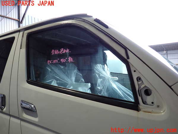 2UPJ-9239151230]ハイエースバン200系(KDH205V)右前ドア (43R-00033) (ジャンク品) 中古_2
