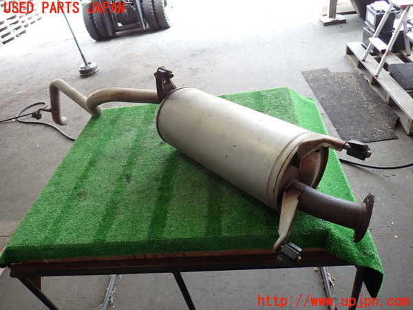 2UPJ-9239152671]ハイエースバン200系(KDH205V)リアマフラー1 中古_4