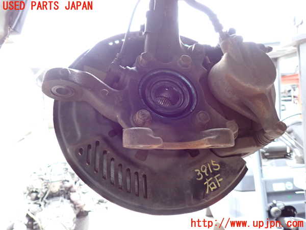 2UPJ-9239154290]ハイエースバン200系(KDH205V)右フロントナックルハブ 中古_2