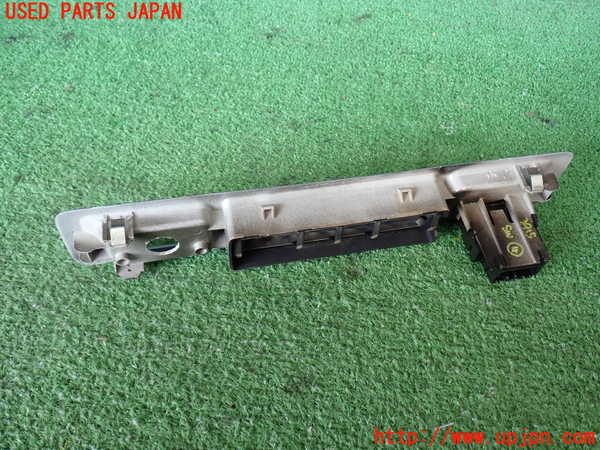 2UPJ-9239156309]ハイエースバン200系(KDH205V)スイッチ4 (エアコン) 中古_2