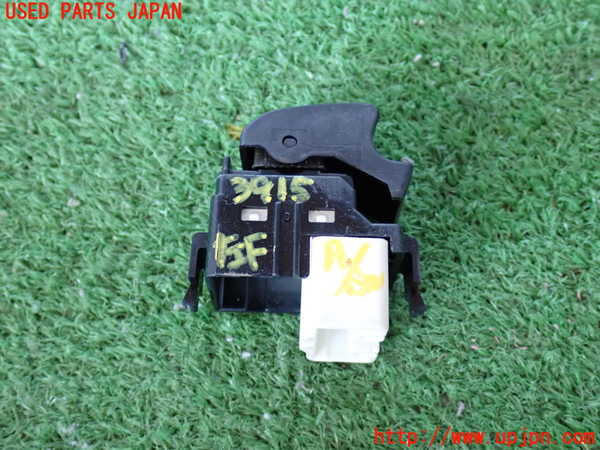 2UPJ-9239156245]ハイエースバン200系(KDH205V)左前パワーウィンドウスイッチ 中古_2