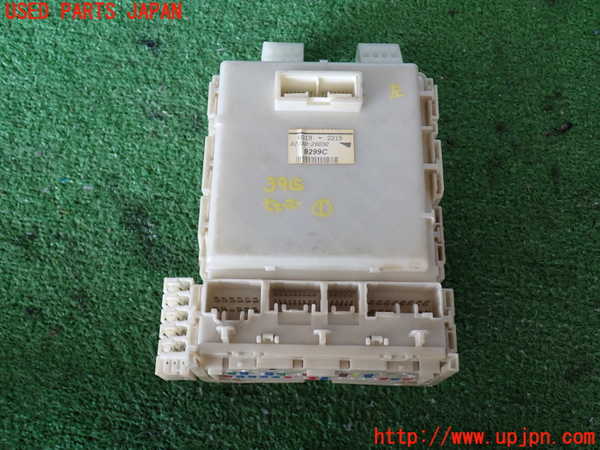 2UPJ-9239156741]ハイエースバン200系(KDH205V)ヒューズボックス1 中古_3