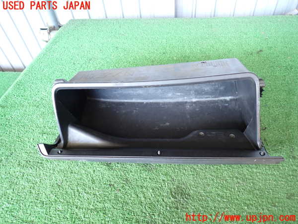 2UPJ-9239157516]ハイエースバン200系(KDH205V)グローブボックス1 中古_2