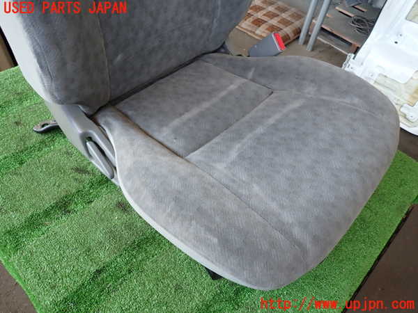 2UPJ-9239157035]ハイエースバン200系(KDH205V)運転席シート 中古_2