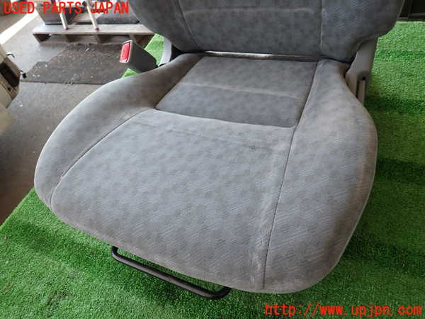 2UPJ-9239157065]ハイエースバン200系(KDH205V)助手席シート 中古_2