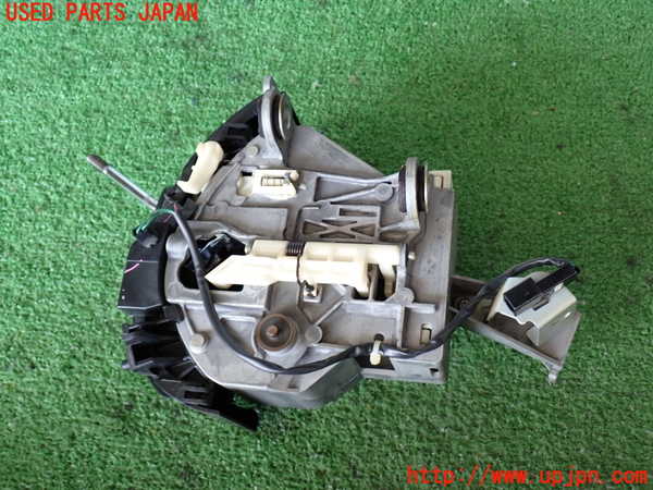2UPJ-9239157555]ハイエースバン200系(KDH205V)ATシフトレバー 中古_3