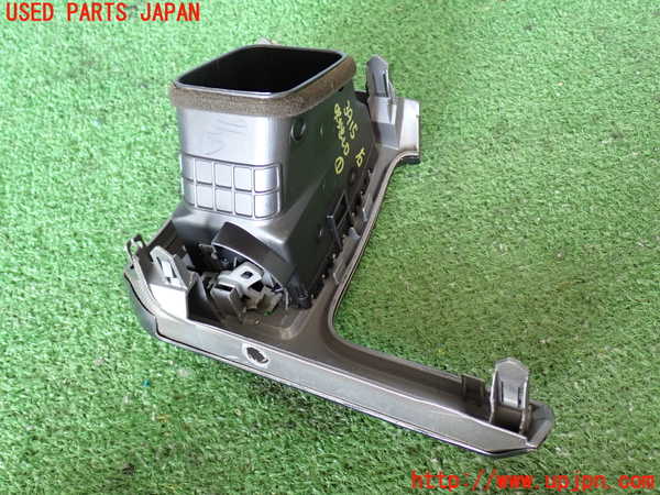 2UPJ-9239157526]ハイエースバン200系(KDH205V)エアコン吹き出し口1 (右) (ジャンク品) 中古_4