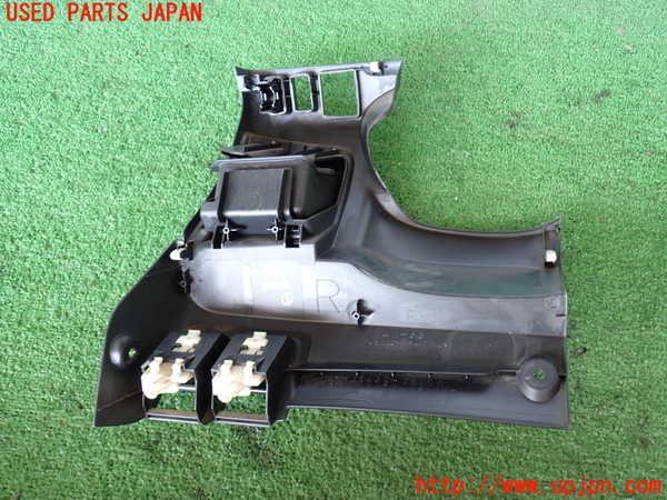 2UPJ-9239157841]ハイエースバン200系(KDH205V)小物入れ1 中古_4