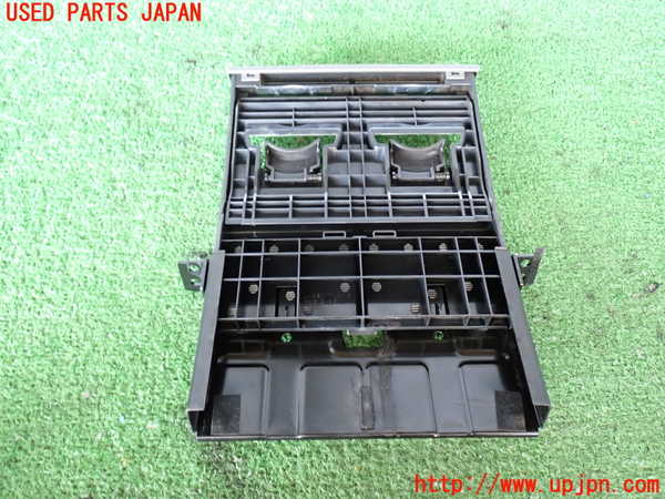 2UPJ-9239157810]ハイエースバン200系(KDH205V)ドリンクホルダー 中古_4