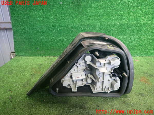 2UPJ-9239161536]ジャガー・XJ(JLDB)左テールランプ 中古_2