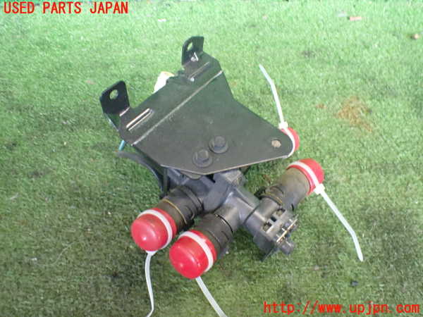 2UPJ-9239162110]ジャガー・XJ(JLDB)ウォーターポンプ 中古_2