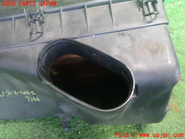 2UPJ-9239162560]ジャガー・XJ(JLDB)エアクリーナーボックス 中古_3