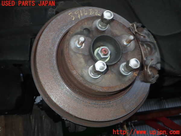 2UPJ-9239164300]ジャガー・XJ(JLDB)右リアナックルハブ 中古_2