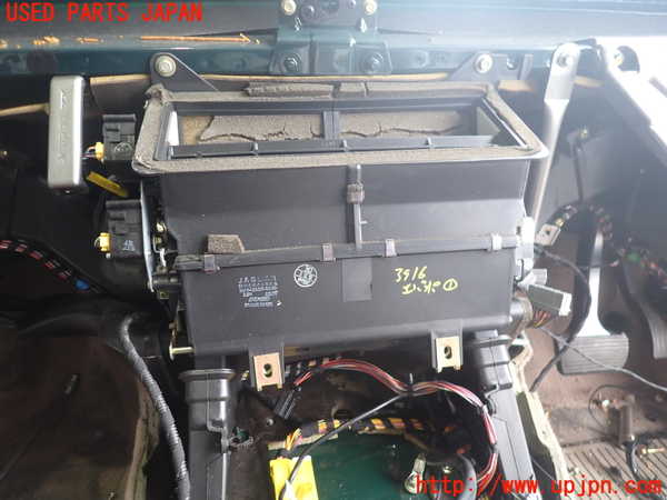 2UPJ-9239166081]ジャガー・XJ(JLDB)エバポレーター1 中古_3