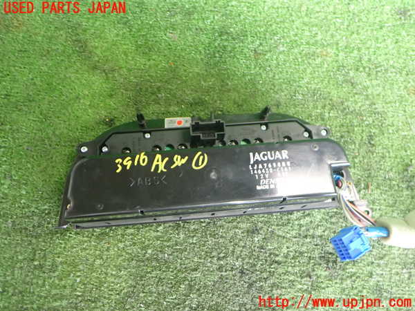 2UPJ-9239166066]ジャガー・XJ(JLDB)エアコンスイッチ1 中古_2