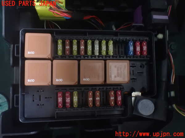 2UPJ-9239166741]ジャガー・XJ(JLDB)ヒューズボックス1 中古_3