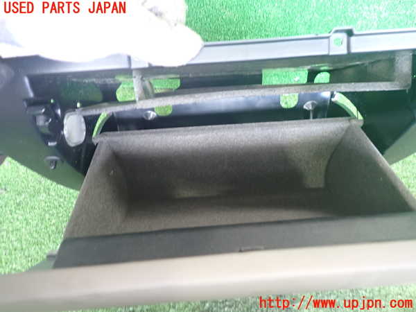 2UPJ-9239167516]ジャガー・XJ(JLDB)グローブボックス1 中古_3
