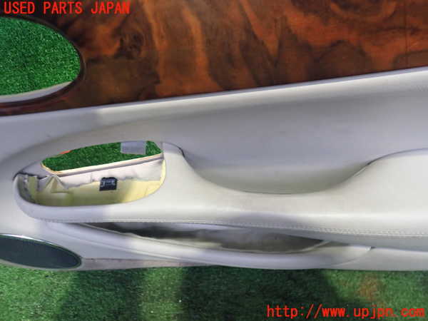 2UPJ-9239161234]ジャガー・XJ(JLDB)右前ドア内張り 中古_3