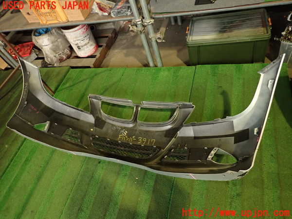 2UPJ-9239171010]BMW 323i(VB23)(E90)フロントバンパー (ジャンク品) 中古_4