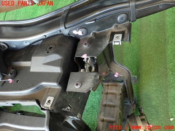 2UPJ-9239171041]BMW 323i(VB23)(E90)コアサポート 中古_2