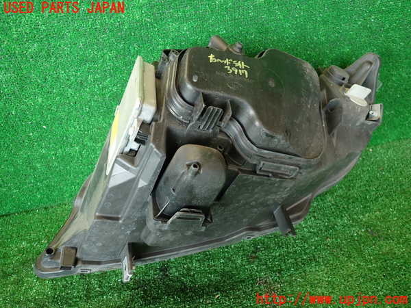 2UPJ-9239171130]BMW 323i(VB23)(E90)右ヘッドライト HID 中古_2