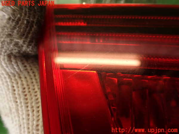 2UPJ-9239171552]BMW 323i(VB23)(E90)左リアフィニッシャー 中古_4