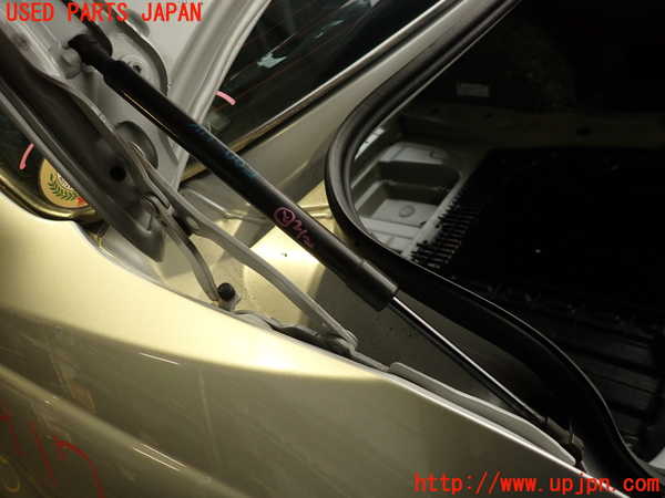 2UPJ-9239171506]BMW 323i(VB23)(E90)トランクダンパー 中古_2