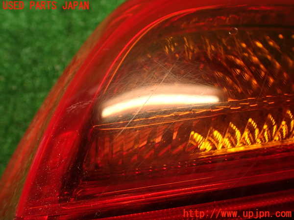 2UPJ-9239171536]BMW 323i(VB23)(E90)左テールランプ 中古_3