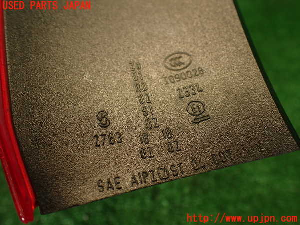 2UPJ-9239171536]BMW 323i(VB23)(E90)左テールランプ 中古_4