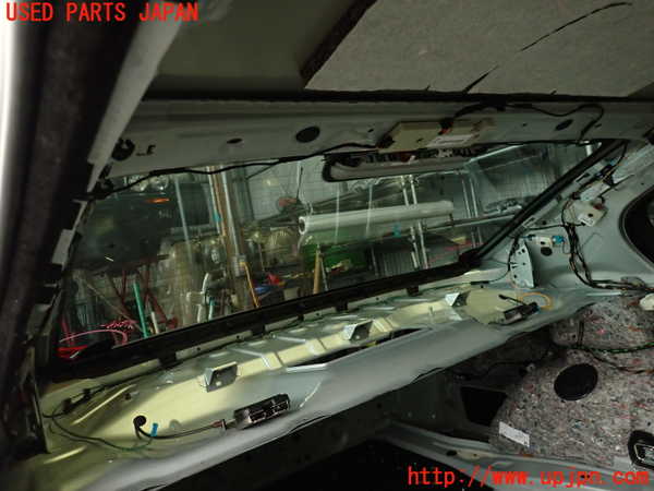 2UPJ-9239171560]BMW 323i(VB23)(E90)リアガラス 中古(43R-001583 M3232)_5