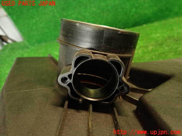 2UPJ-9239172560]BMW 323i(VB23)(E90)エアクリーナーボックス 中古_4