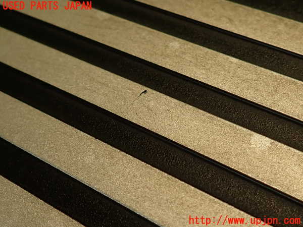 2UPJ-9239172160]BMW 323i(VB23)(E90)エンジンアッパーカバー 中古_3