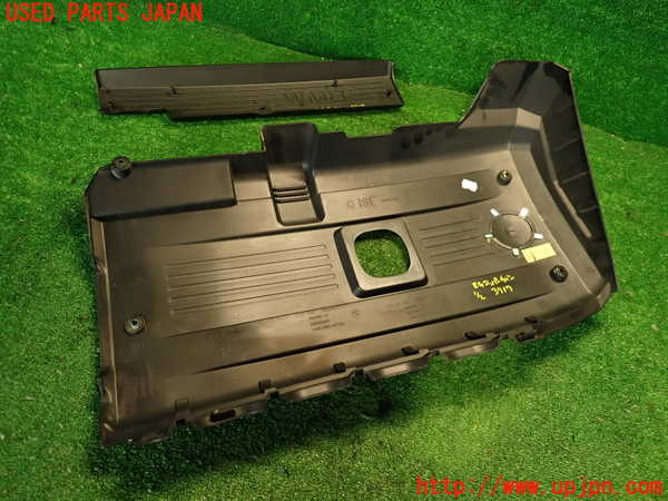 2UPJ-9239172160]BMW 323i(VB23)(E90)エンジンアッパーカバー 中古_5