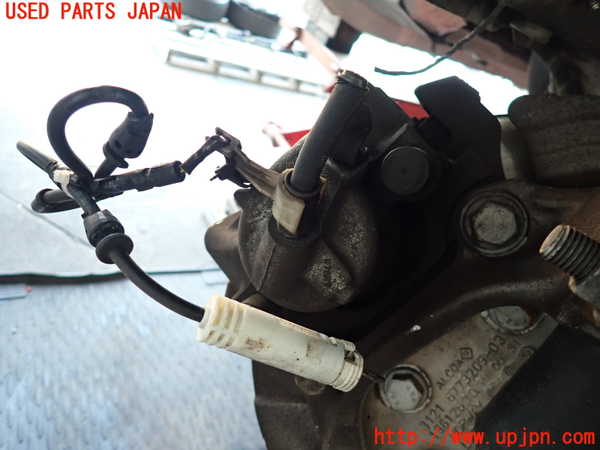 2UPJ-9239174085]BMW 323i(VB23)(E90)左フロントキャリパー 中古_2
