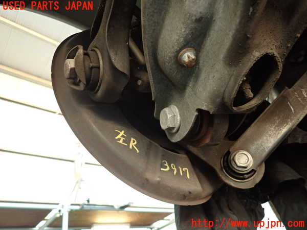 2UPJ-9239174305]BMW 323i(VB23)(E90)左リアナックルハブ 中古_2