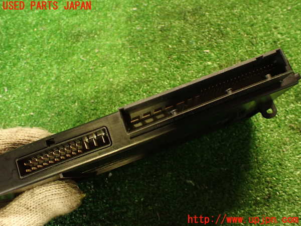 2UPJ-9239176147]BMW 323i(VB23)(E90)コンピューター2 中古_3