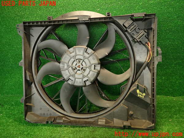 2UPJ-9239176836]BMW 323i(VB23)(E90)電動ファン1 中古_4