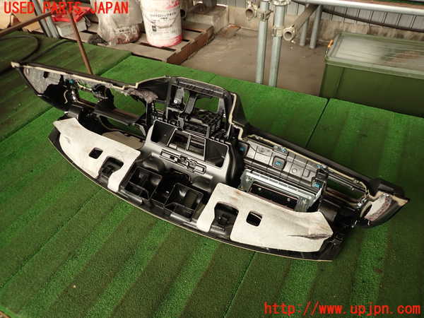 2UPJ-9239177505]BMW 323i(VB23)(E90)ダッシュボード 中古_5