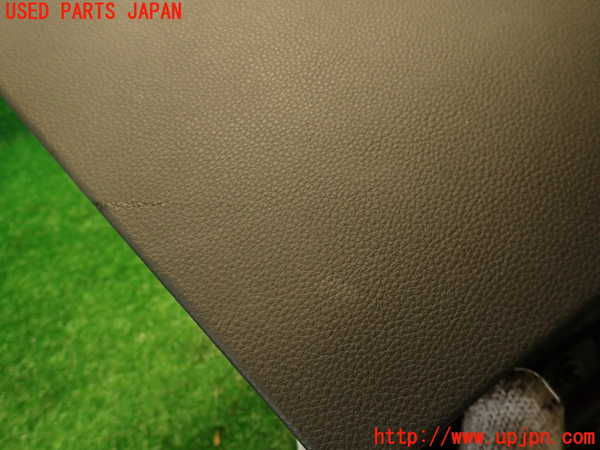 2UPJ-9239177516]BMW 323i(VB23)(E90)グローブボックス1 中古_3