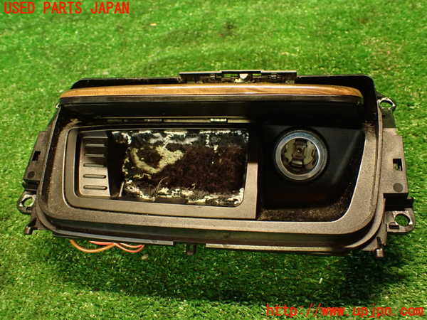 2UPJ-9239177821]BMW 323i(VB23)(E90)灰皿1 中古_3