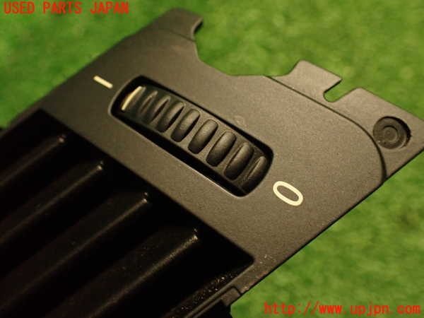 2UPJ-9239177528]BMW 323i(VB23)(E90)エアコン吹き出し口3 (右) 中古_3