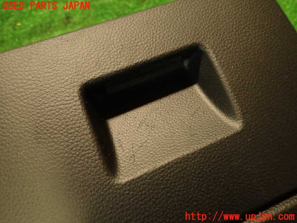 2UPJ-9239177841]BMW 323i(VB23)(E90)小物入れ1 中古_2