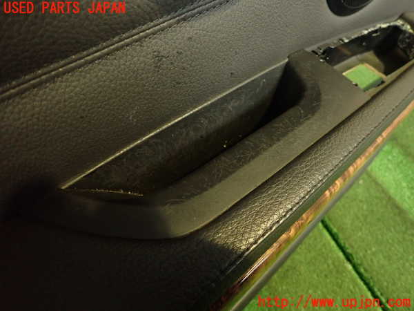 2UPJ-9239171264]BMW 323i(VB23)(E90)左前ドア内張り 中古_3